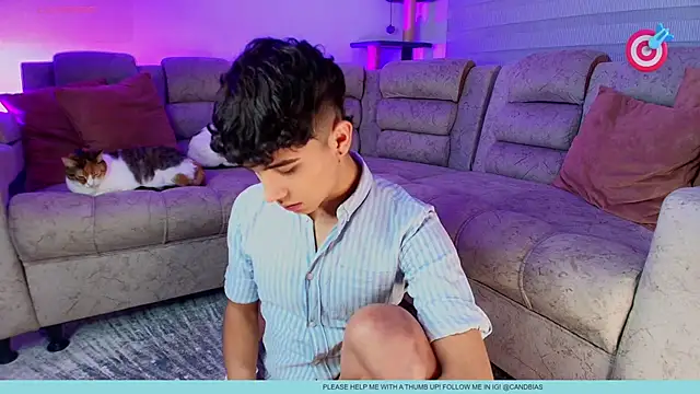 Niico Cruz online show from 6, 11, 2025