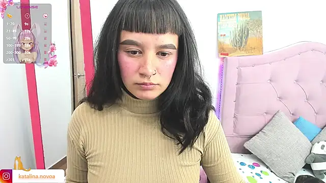 Katalina novoa online show from 12, 2, 2025