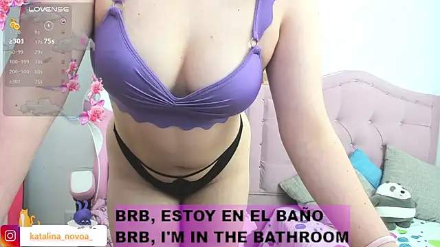 Snapshot of Katalina_novoa chatting on 22, 10, 2025 Katalina novoa online show from 22, 10, 2025