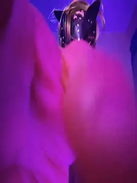 kandyloves online show from 7, 10, 2025