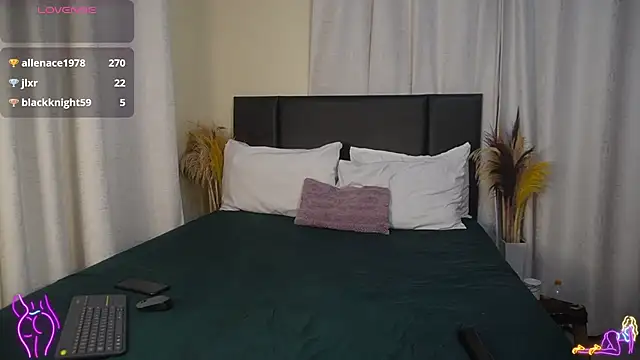 Snapshot of _Watuluv_ chatting on 16, 3, 2025  Watuluv  online show from 16, 3, 2025