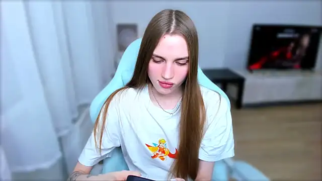 StellaLawless online show from 3, 2, 2025