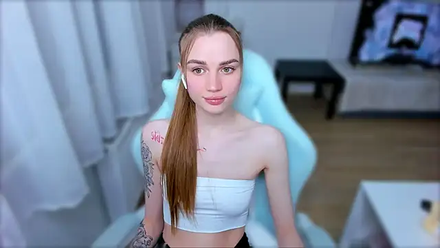 StellaLawless online show from 11, 3, 2025