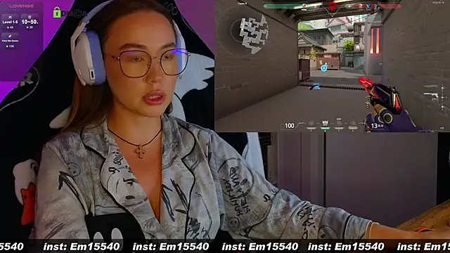 Snapshot of Emili1- chatting on 15, 1, 2025 Emili1- online show from 15, 1, 2025