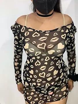 Snapshot of little_shadow chatting on 25, 11, 2025 little shadow online show from 25, 11, 2025