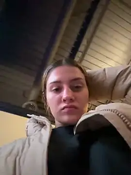 emilysue1 online show from 31, 12, 2024