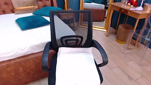 Snapshot of SerenaXMendez chatting on 27, 1, 2025 SerenaXMendez online show from 27, 1, 2025