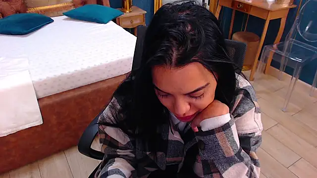 SerenaXMendez online show from 22, 2, 2025