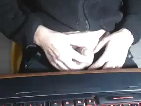 Snapshot of Adri_gard chatting on 9, 12, 2024 Adri gard online show from 9, 12, 2024