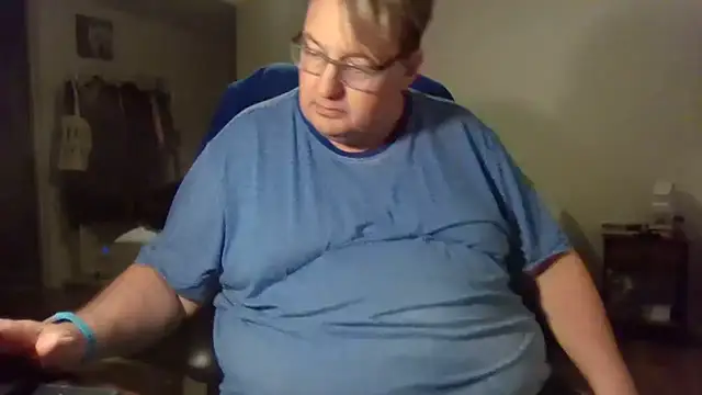 Snapshot of wvalentino chatting on 4, 2, 2025 wvalentino online show from 4, 2, 2025