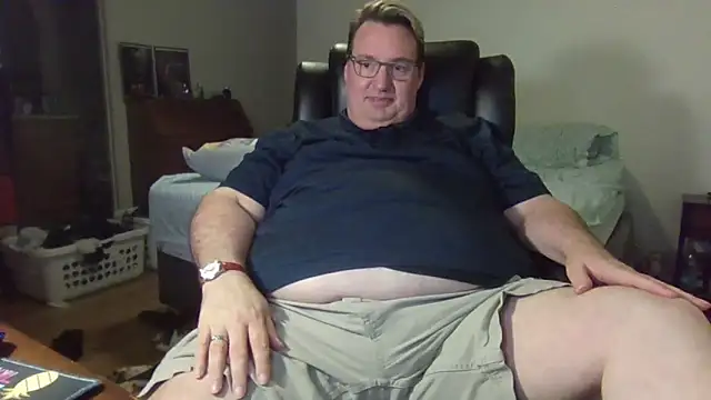 Snapshot of wvalentino chatting on 14, 11, 2025 wvalentino online show from 14, 11, 2025