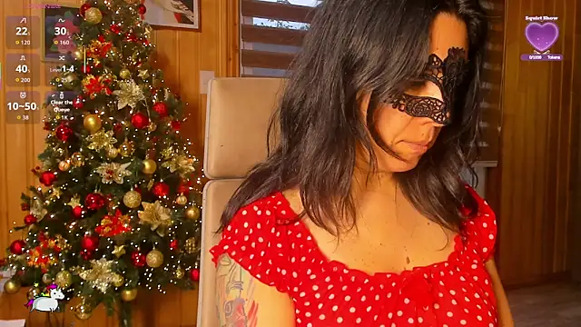 Reinacatchile online show from 23, 12, 2025