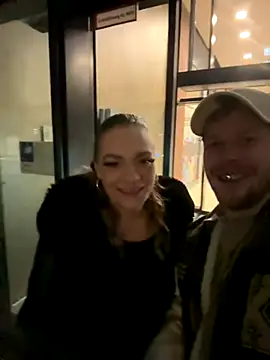 Snapshot of NickyGold_Official chatting on 23, 11, 2025 NickyGold Official online show from 23, 11, 2025