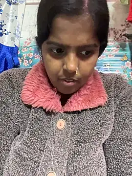 Beauty-queen online show from 5, 1, 2025