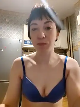 NikaXBerry online show from 16, 12, 2024