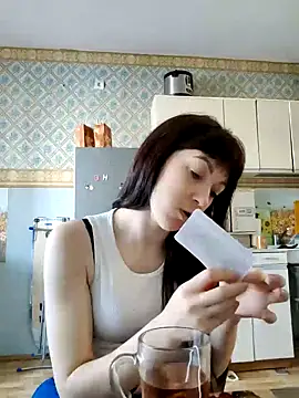 NikaXBerry online show from 13, 1, 2025