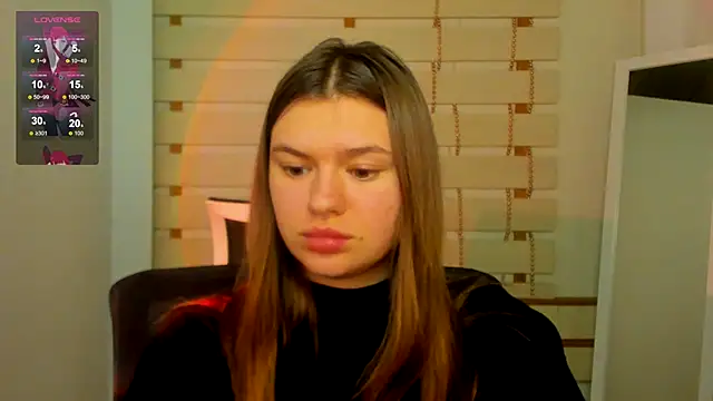 Josephine Kiss online show from 5, 12, 2024