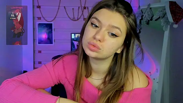 Josephine Kiss online show from 12, 12, 2024