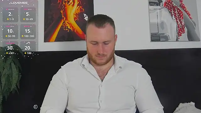 Snapshot of RoddyStill chatting on 8, 12, 2024 RoddyStill online show from 8, 12, 2024