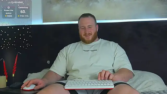 Snapshot of RoddyStill chatting on 7, 3, 2025 RoddyStill online show from 7, 3, 2025