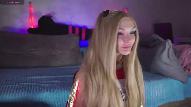 Lady3Holes online show from 2, 12, 2025