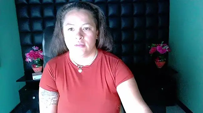 SaraThomso online show from 3, 12, 2024