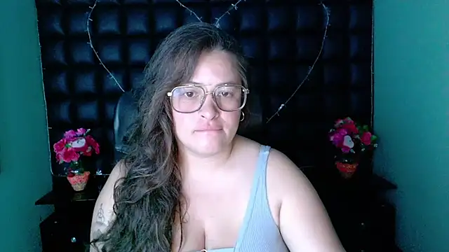 SaraThomso online show from 27, 12, 2024