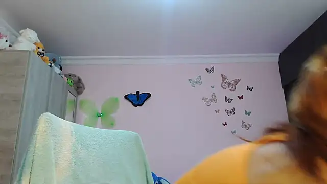 caroline jonson online show from 14, 11, 2025