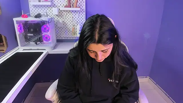 Snapshot of Danna_777_ chatting on 19, 10, 2025 Danna 777 online show from 19, 10, 2025