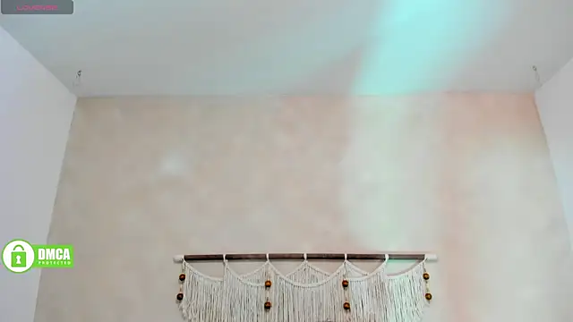  anavictoria  online show from 15, 9, 2025