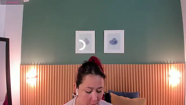  anavictoria  online show from 22, 10, 2025