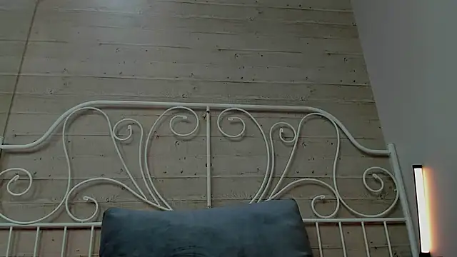 Snapshot of Whitney_Svonn chatting on 28, 2, 2025 Whitney Svonn online show from 28, 2, 2025