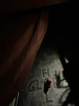 Snapshot of TweakyDude chatting on 15, 3, 2025 TweakyDude online show from 15, 3, 2025