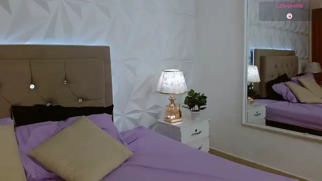 Gwen drew online show from 13, 2, 2026