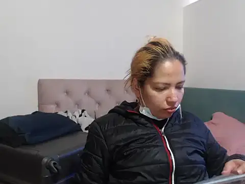 THEBOSSLARA online show from 10, 3, 2026