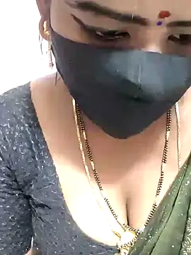 Snapshot of louise92 chatting on 27, 1, 2025 louise92 online show from 27, 1, 2025