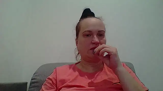 Snapshot of _squirty_cum_lady_ chatting on 10, 10, 2025 squirty cum lady online show from 10, 10, 2025