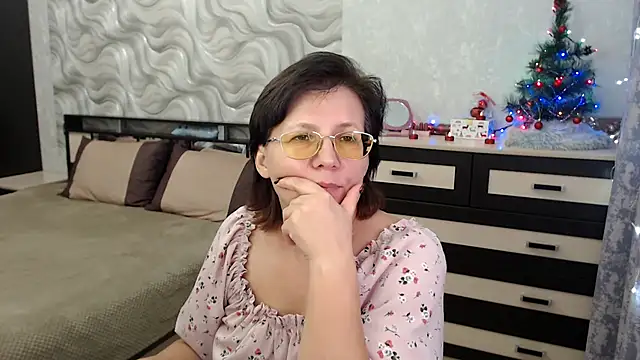 VitaCharm online show from 10, 1, 2025