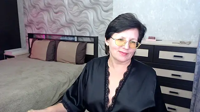 VitaCharm online show from 24, 2, 2025