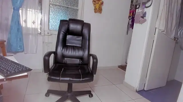 Snapshot of Dana_Jeins chatting on 9, 2, 2026 Dana Jeins online show from 9, 2, 2026