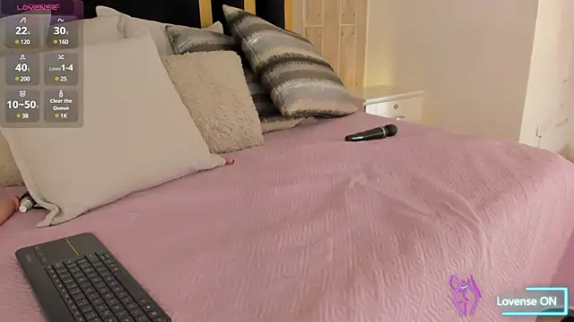 Snapshot of TamyHoney chatting on 7, 2, 2025 TamyHoney online show from 7, 2, 2025