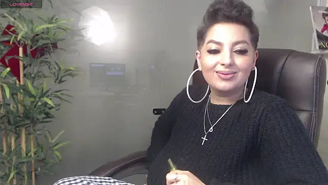 BustyAllyy online show from 19, 12, 2024