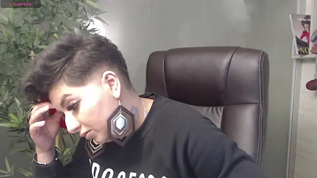 BustyAllyy online show from 20, 12, 2024
