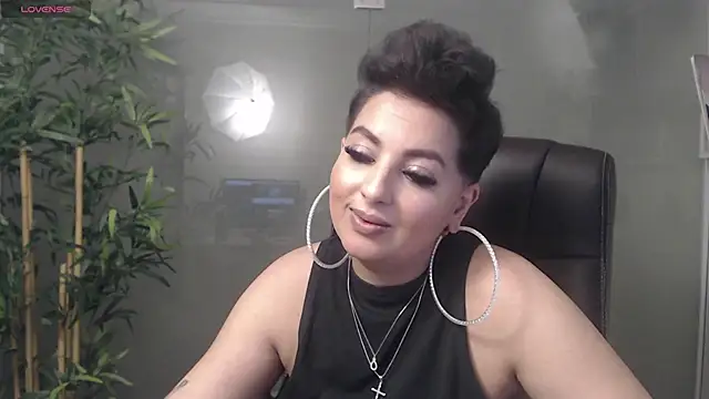 BustyAllyy online show from 23, 12, 2024