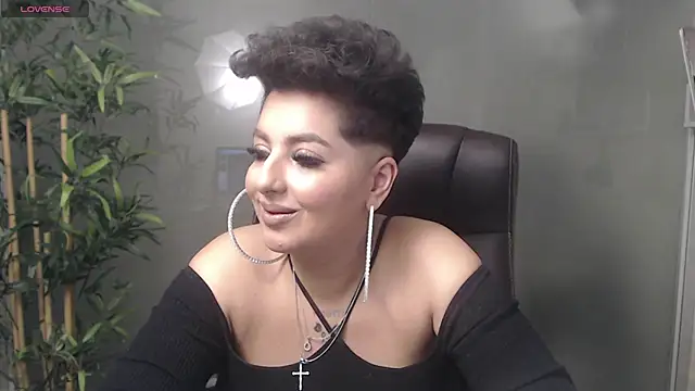 BustyAllyy online show from 1, 1, 2025