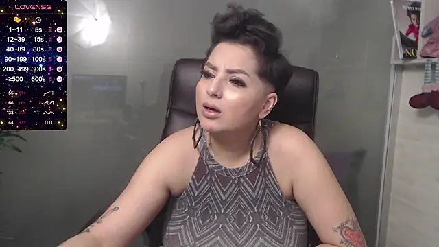 BustyAllyy online show from 5, 1, 2025
