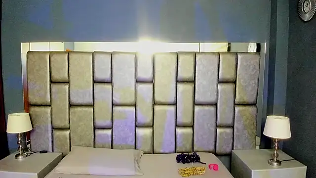 Foxy Assh  online show from 13, 2, 2026