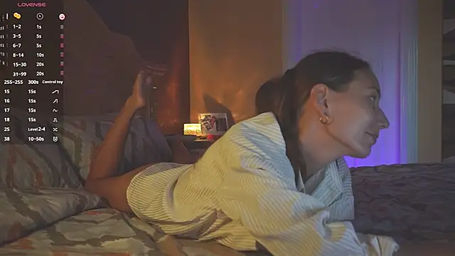 Snapshot of naiviv chatting on 24, 2, 2025 naiviv online show from 24, 2, 2025