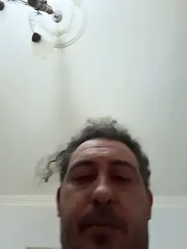 Snapshot of sikergecer3435 chatting on 1, 3, 2026 sikergecer3435 online show from 1, 3, 2026