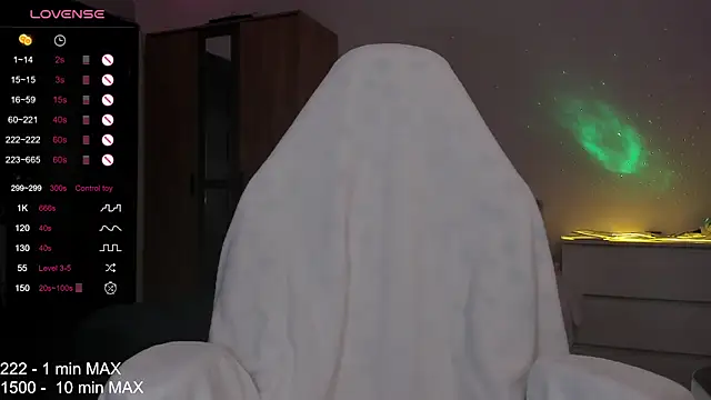 Snapshot of HANNA_MONTANAS chatting on 24, 11, 2025 HANNA MONTANAS online show from 24, 11, 2025